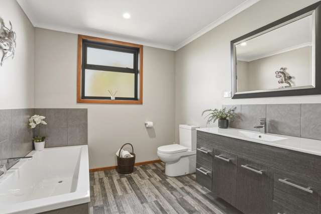 21 Baker Street, Balclutha Balclutha_4