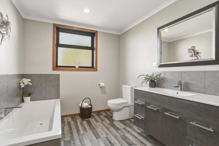 21 Baker Street, Balclutha Balclutha_3