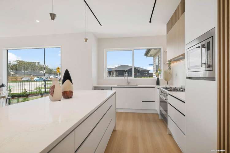 2 Purua Street Wainui_8