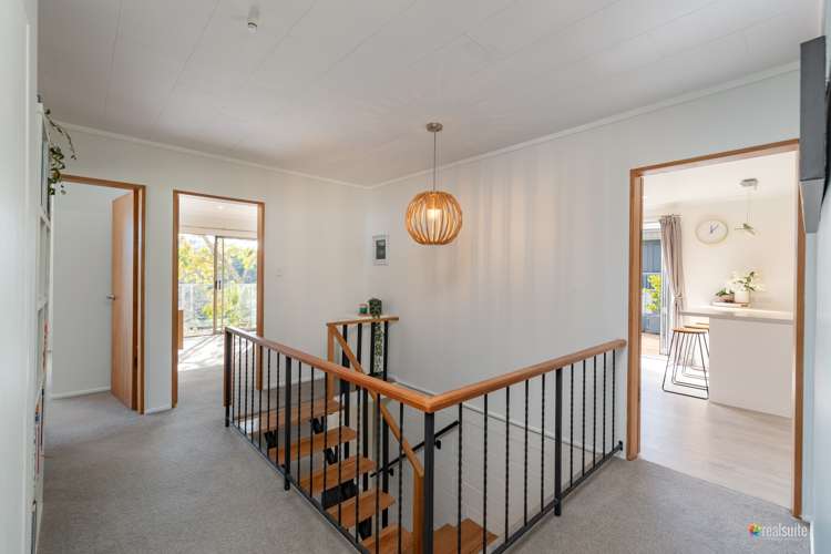 8 Chichester Drive Pinehaven_12