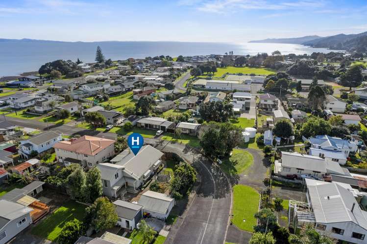 1 Tatahi Street Te Puru_20