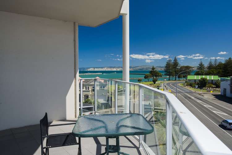 14/90 Customhouse Street Gisborne_7