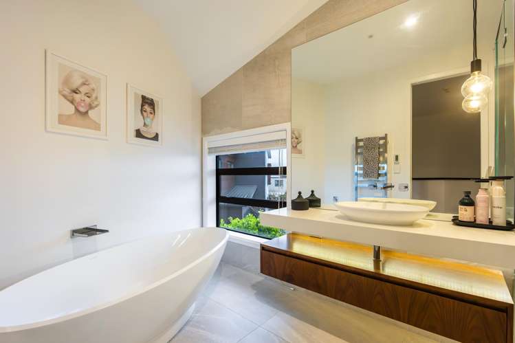 16 Tuatini Place Long Bay_12