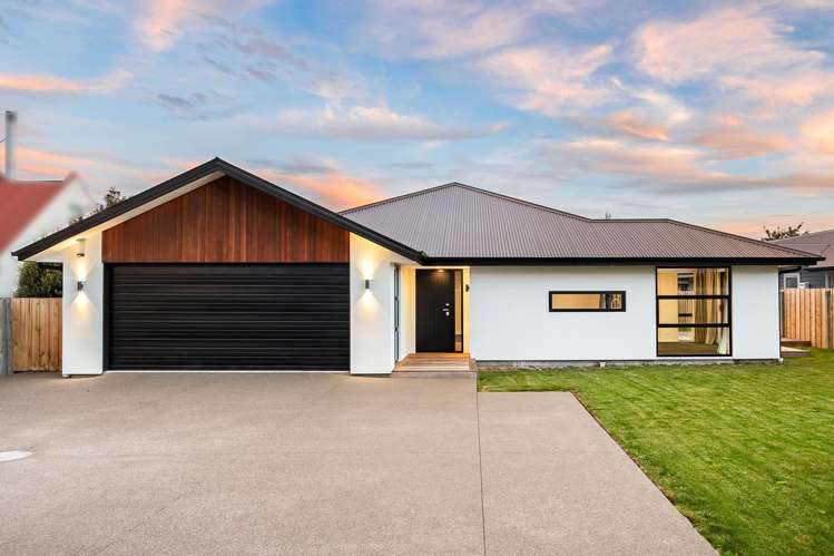 105 Kippenberger Avenue_0
