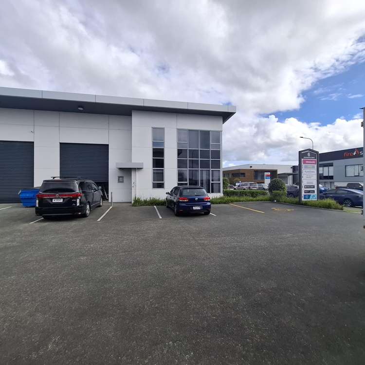 Unit 8/6 Workspace Drive Hobsonville_1