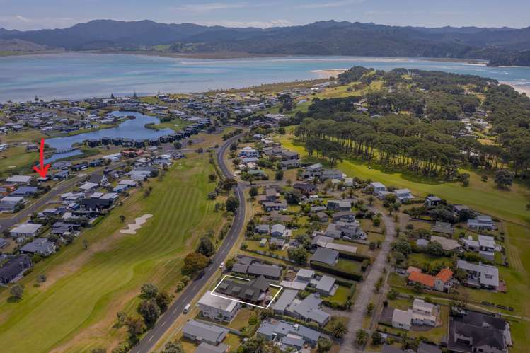 120 The Fairway Matarangi_12