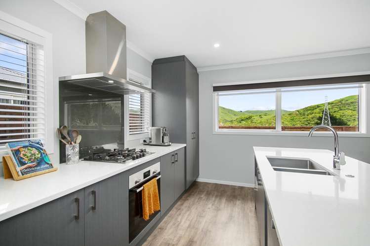 3 Takapo Grove Kelson_1