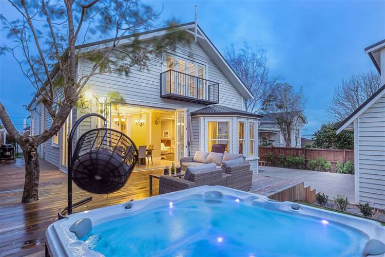 9 Tui Glen Road Birkenhead_10