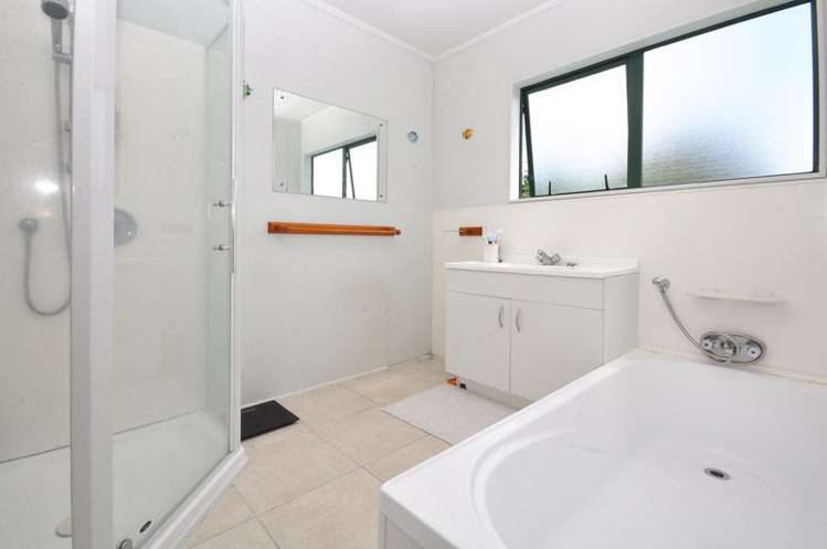 45a Amberley Avenue Te Atatu South_12