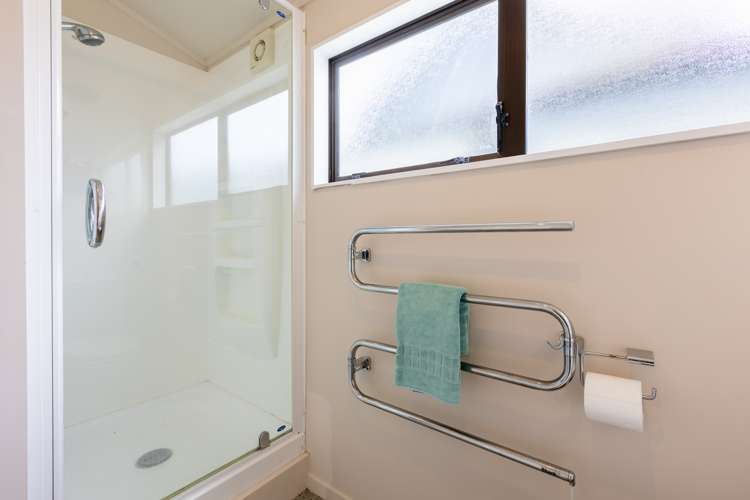 124 Renown Road Raumati South_13