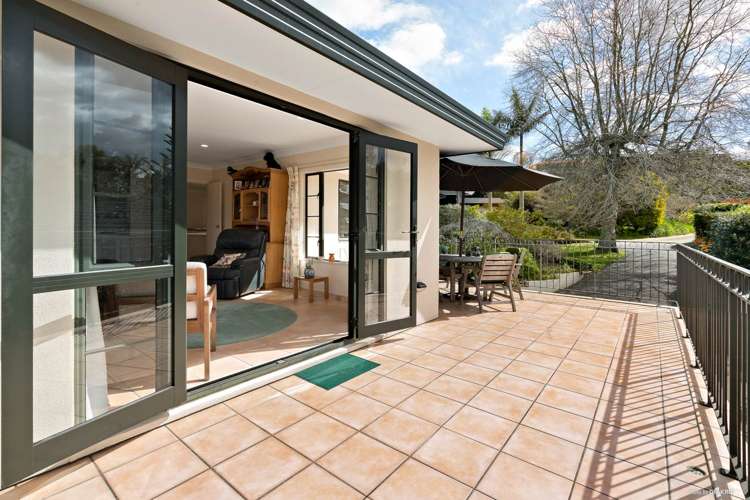 9c Beach Road Mellons Bay_9