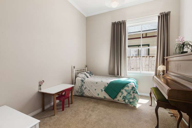 35 Ava Street Petone_8