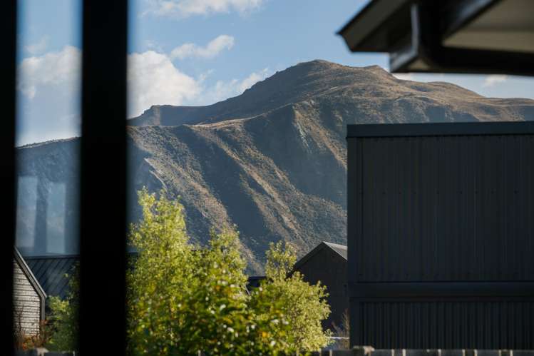 71 Infinity Drive Wanaka_44