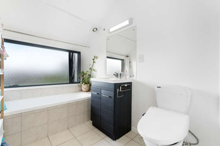 218 Albany Highway Schnapper Rock_18