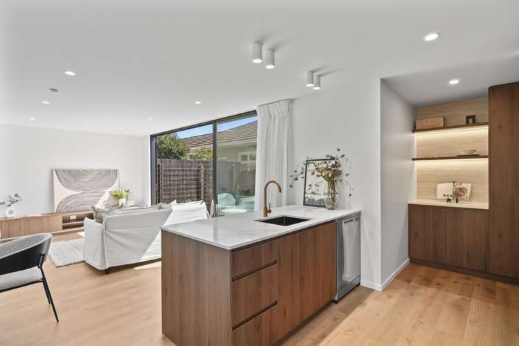 2/31 Rutland Street Saint Albans_6