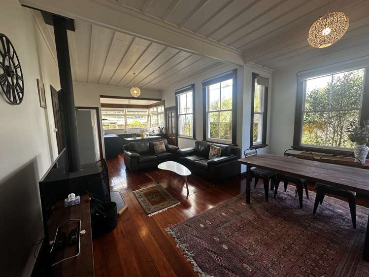 47 Railway Row_2