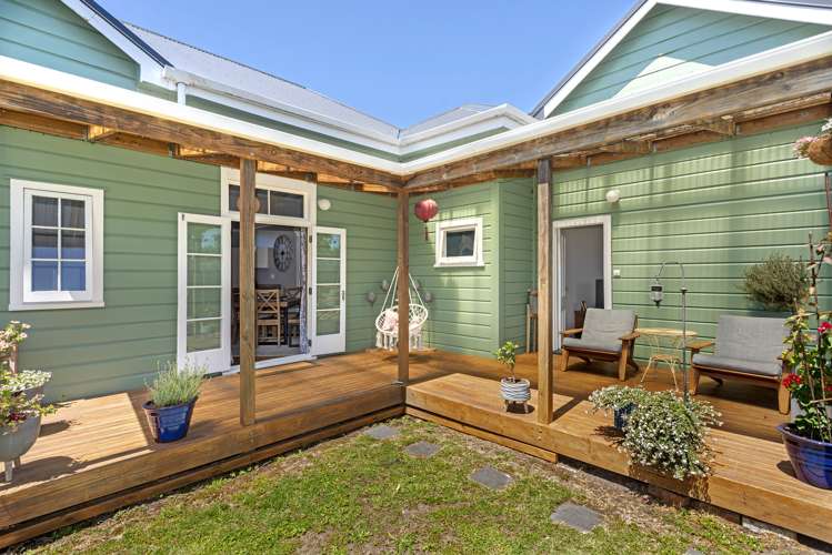 34 De Lautour Road Inner Kaiti_17