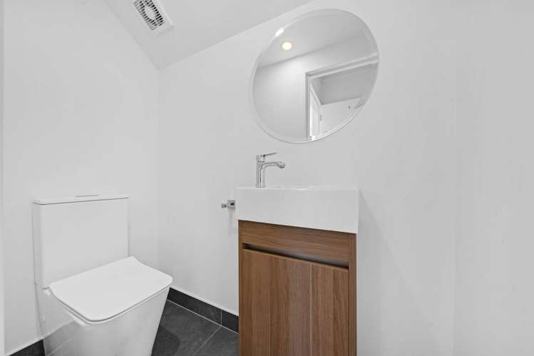 7C Walsall Street Avondale_23