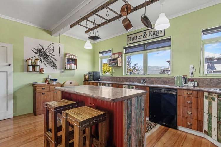 23 Carlton Avenue Gonville_6