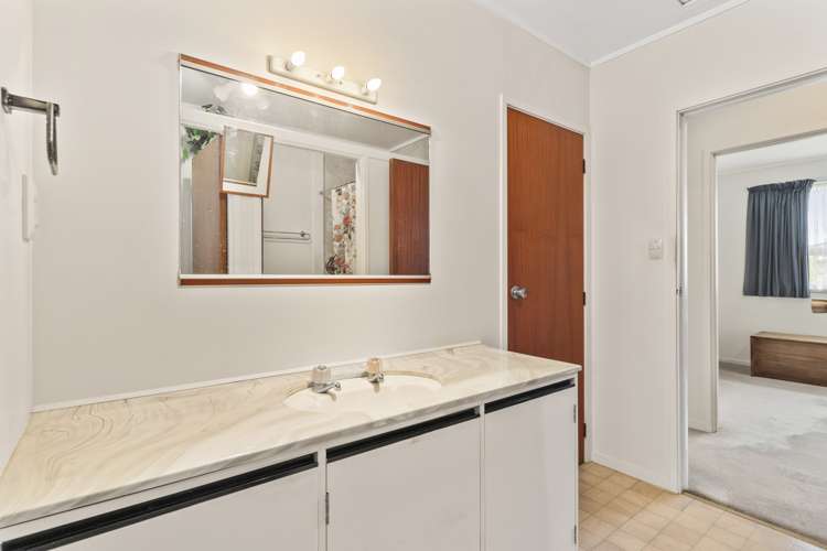 78 Gossamer Drive Pakuranga Heights_21