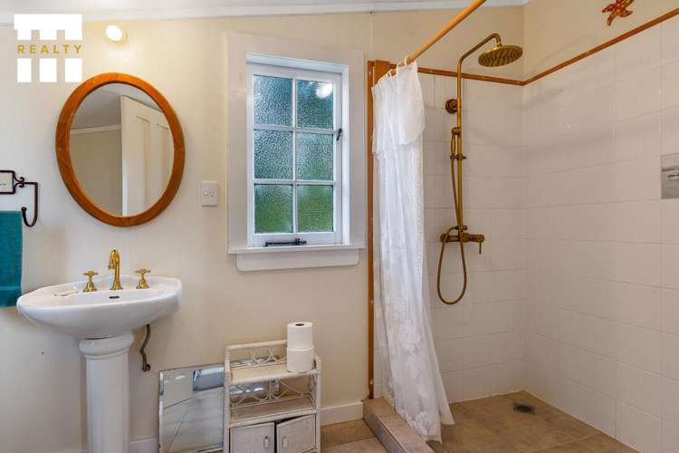 31 Totara School Road Totara North_21