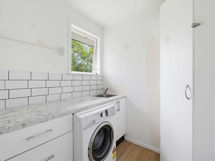 54 Kuku Beach Road Levin_20