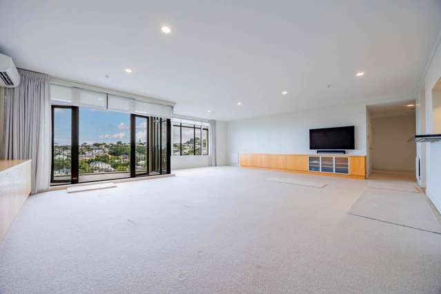 5b/38 James Cook Crescent Remuera_1