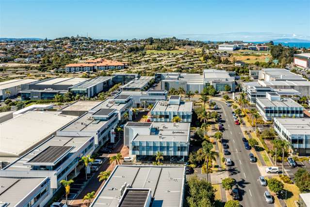 E2/4 Orbit Drive Rosedale_2