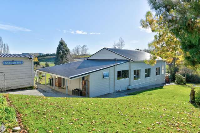 Edge-of-Town Lifestyle with Subdivision Potential!