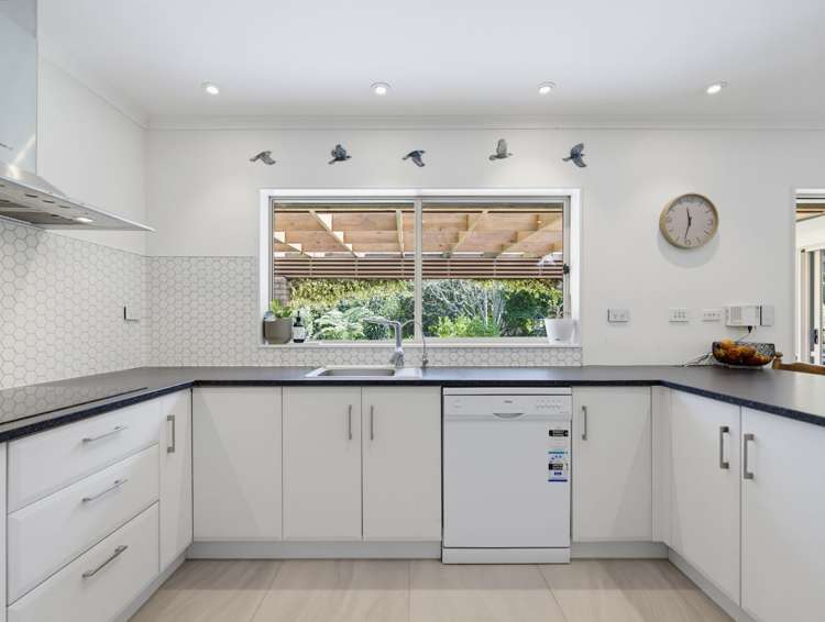 17 Brights Road_5