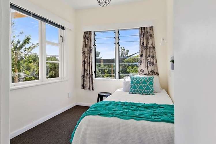 8 Frederick Street Tawa_11