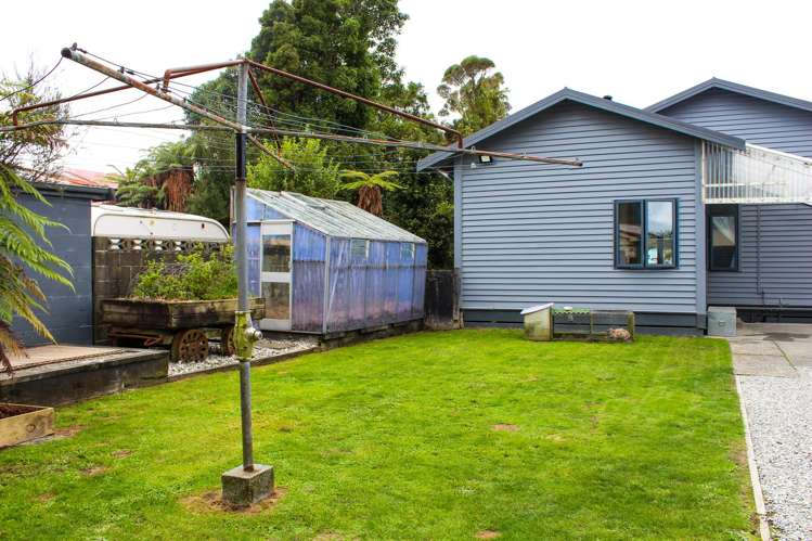 195 Weld Street Hokitika_26
