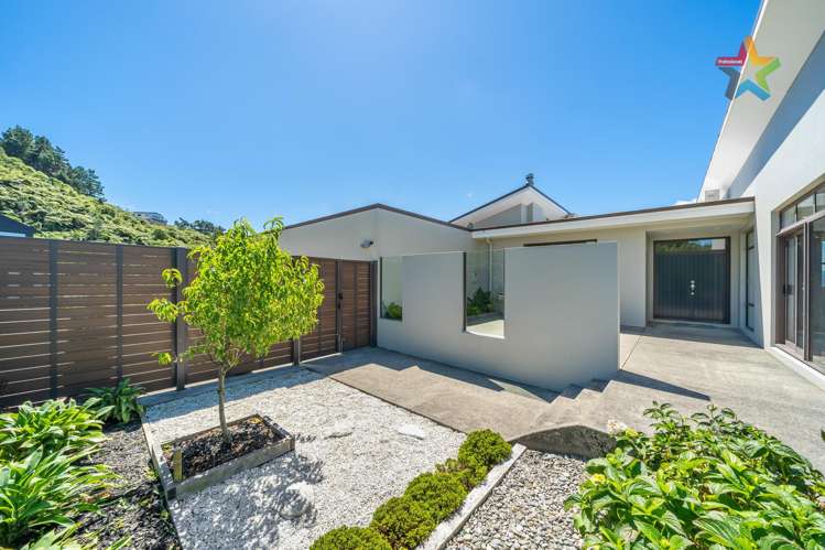 13a Winifred Way Belmont_9