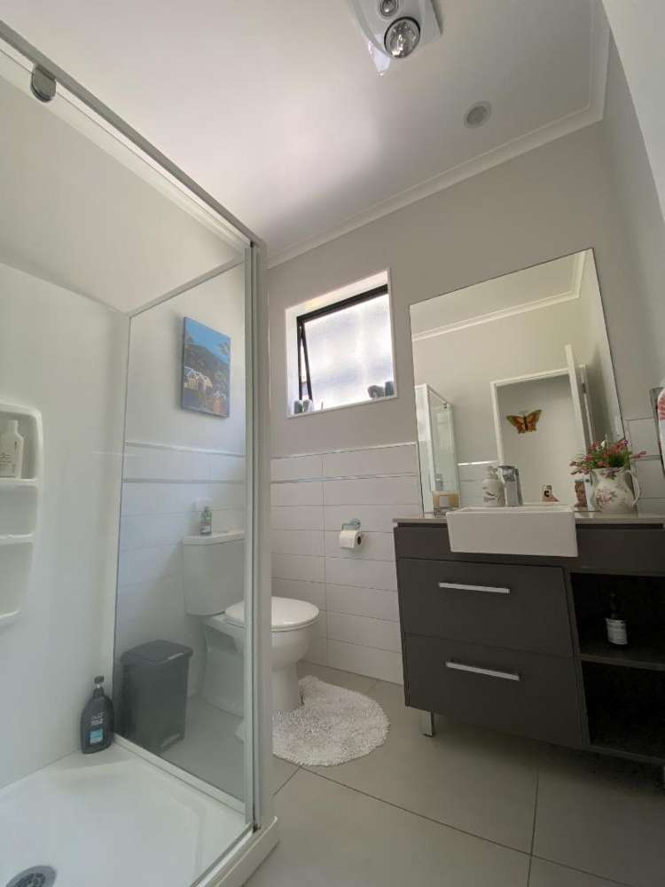 10 Mauku Lane Greenhithe_12