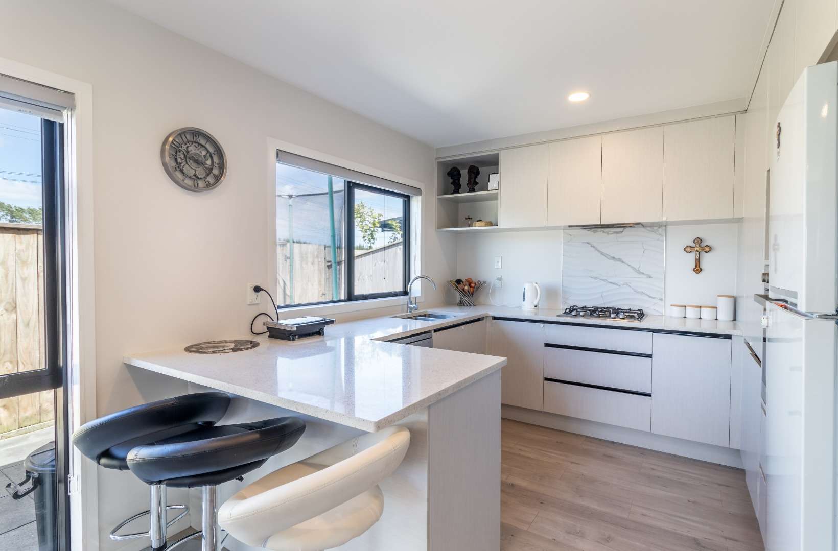 17 Sapwood Crescent Takanini Papakura Houses for Rent One Roof