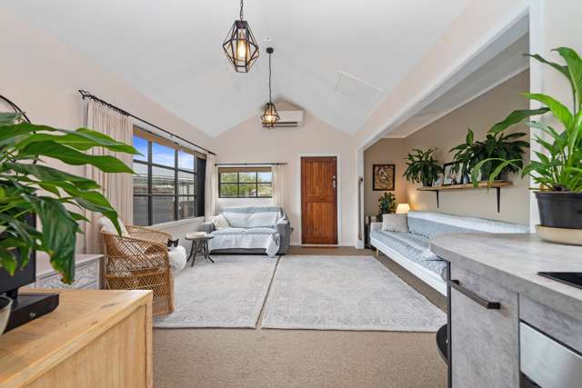 38A Robinson Avenue Holdens Bay_2