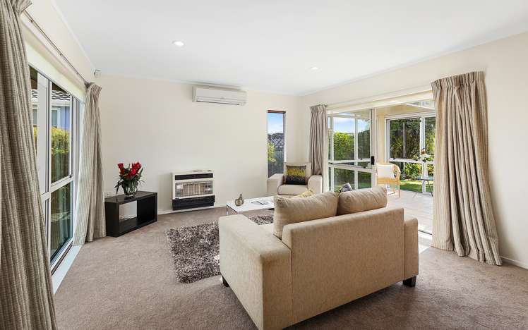 17 Samwell Drive Whitby_9