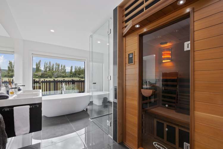 6 The Fairways Kinloch_14