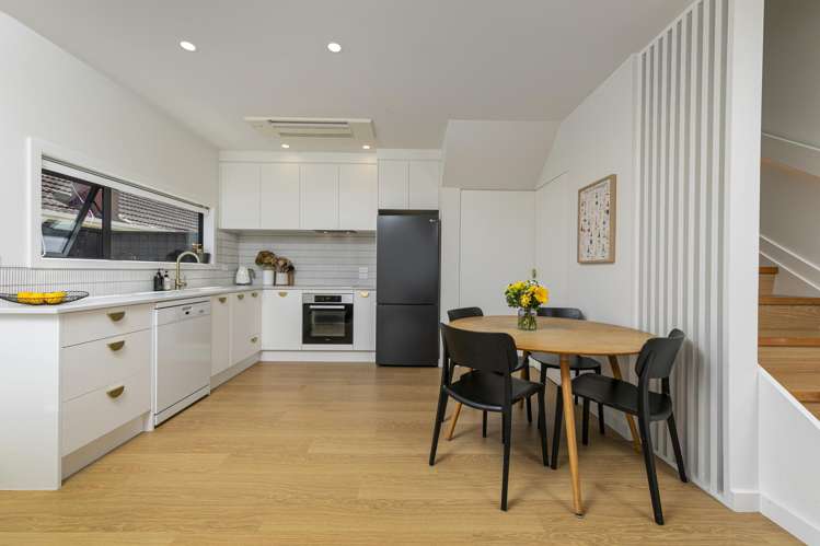 70A Neil Avenue Te Atatu Peninsula_1