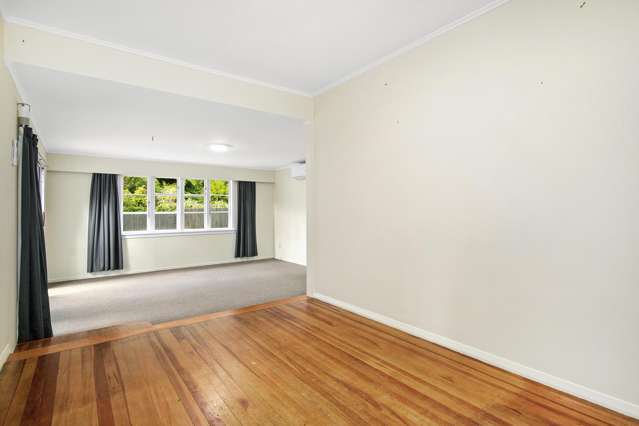 63 Sunny Grove Wainuiomata_3