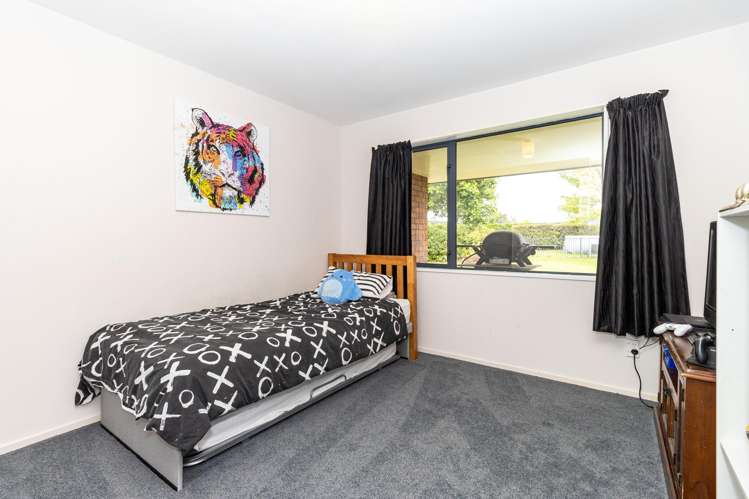 51 Mcgrath Road Elgin_13