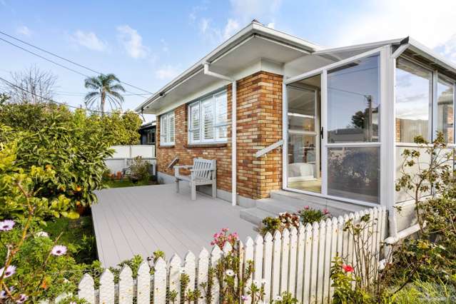 1/6 Melanie Place Orewa_1