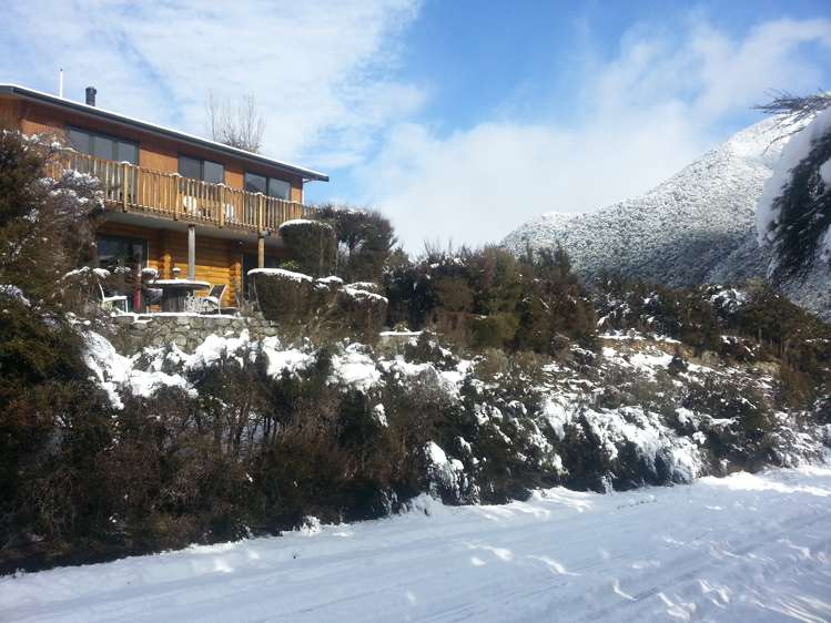 34 Magdalen Valley Road Lewis Pass_22