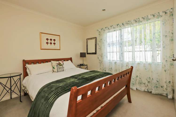 2 Kentia Place Havelock North_12