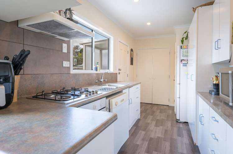 34 and 34a Crescent Street Richmond_7