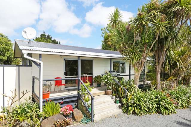 47 Taihiki Road Clarks Beach_1