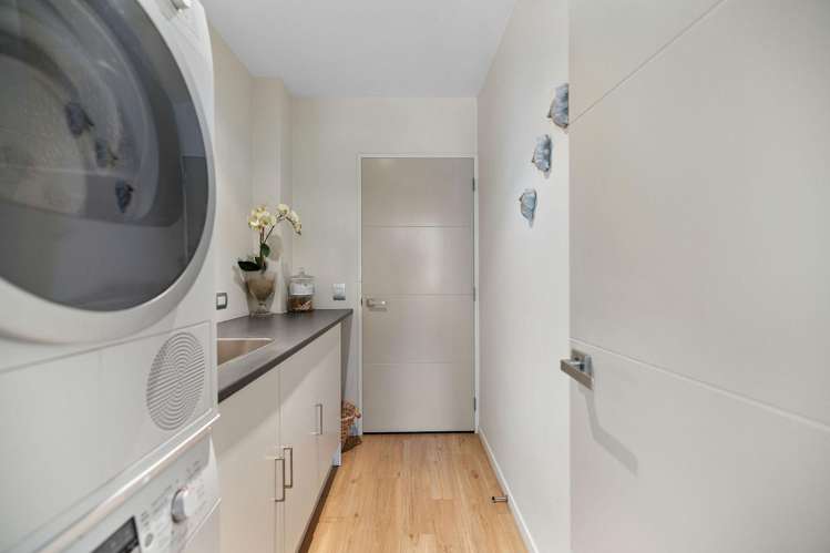 538 Peninsula Road Kelvin Heights_35