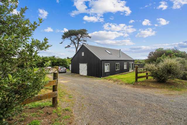 42 Boyd Road Clarks Beach_2