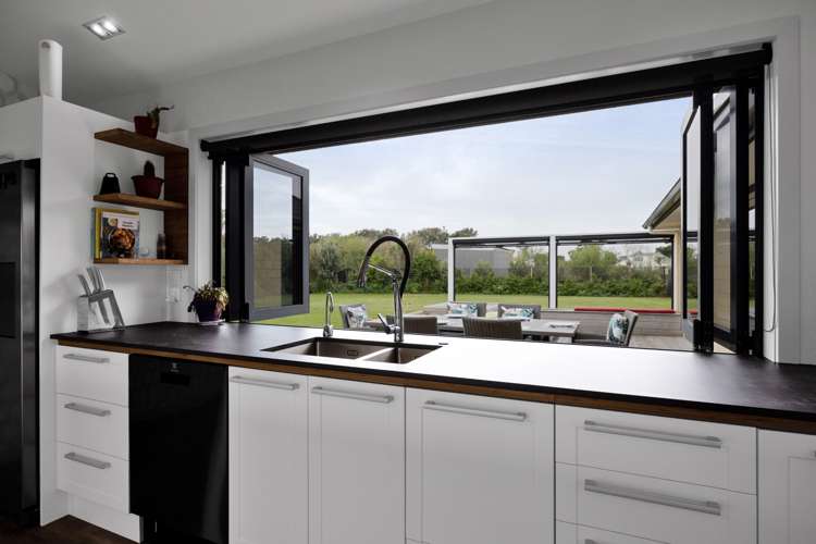 164 Brown Road Waitara_9