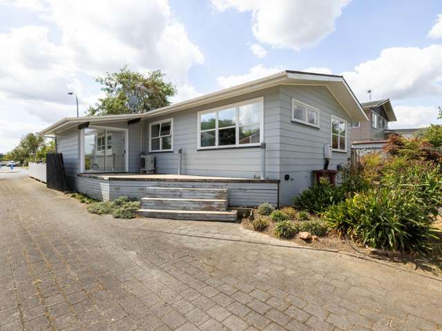 77 Pohutukawa Drive Pukete_1